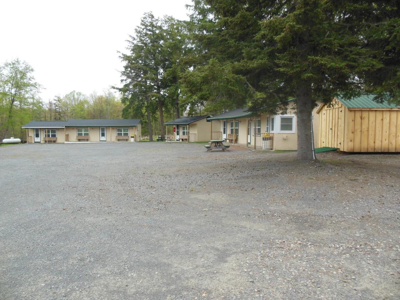 Evergreen Motel オスウィーゴ エクステリア 写真