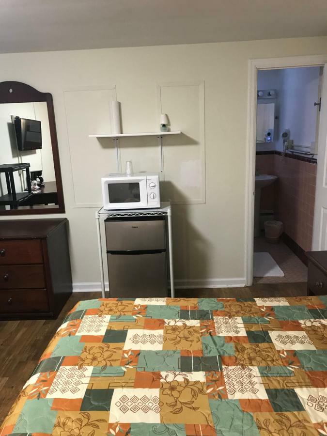Evergreen Motel オスウィーゴ エクステリア 写真